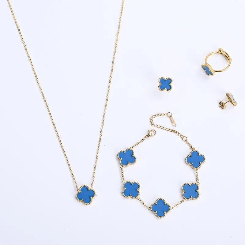 Parure trèfle Élégance – Collier, Bracelet & Boucles d’oreilles en Acier Inoxydable Doré